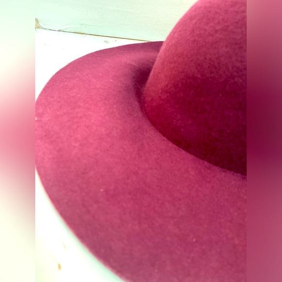 Call It Spring Hat - Picture 3 of 13